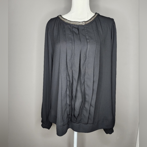 FOREVER 21 Long Sleeve Blouse. Beaded Round Neck. Button Up Back. Size 2XL - Picture 1 of 12